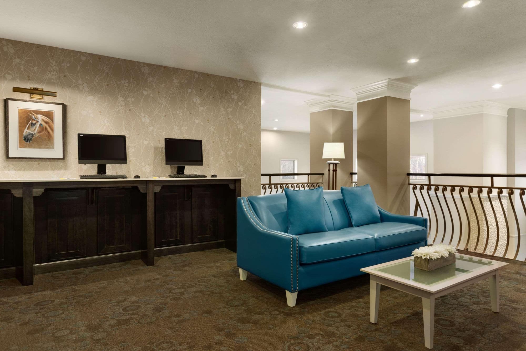 Days Inn & Suites By Wyndham Brandon, Conferences