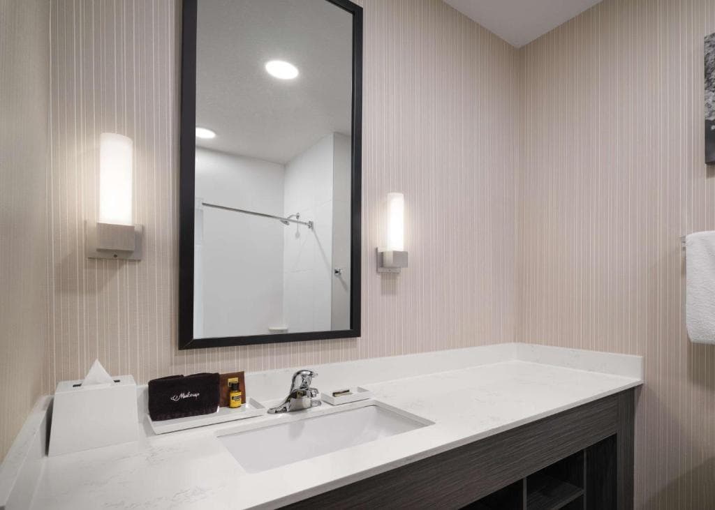 Best Western Prince George Downtown, Room