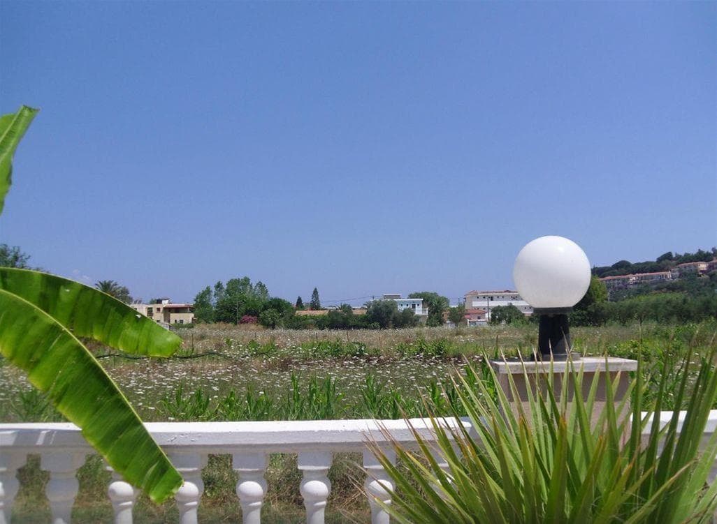 Sandy Maria, General view