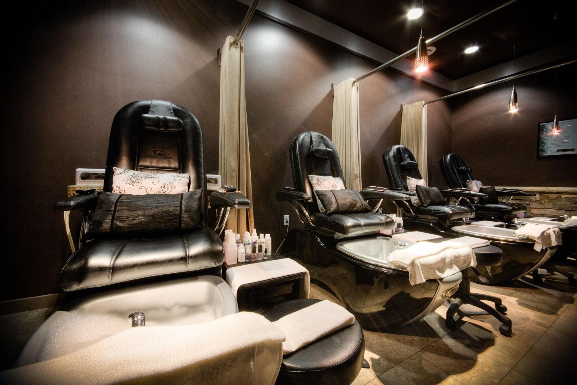 Podollan Inn & Spa Grande Prairie, Sports and Entertainment