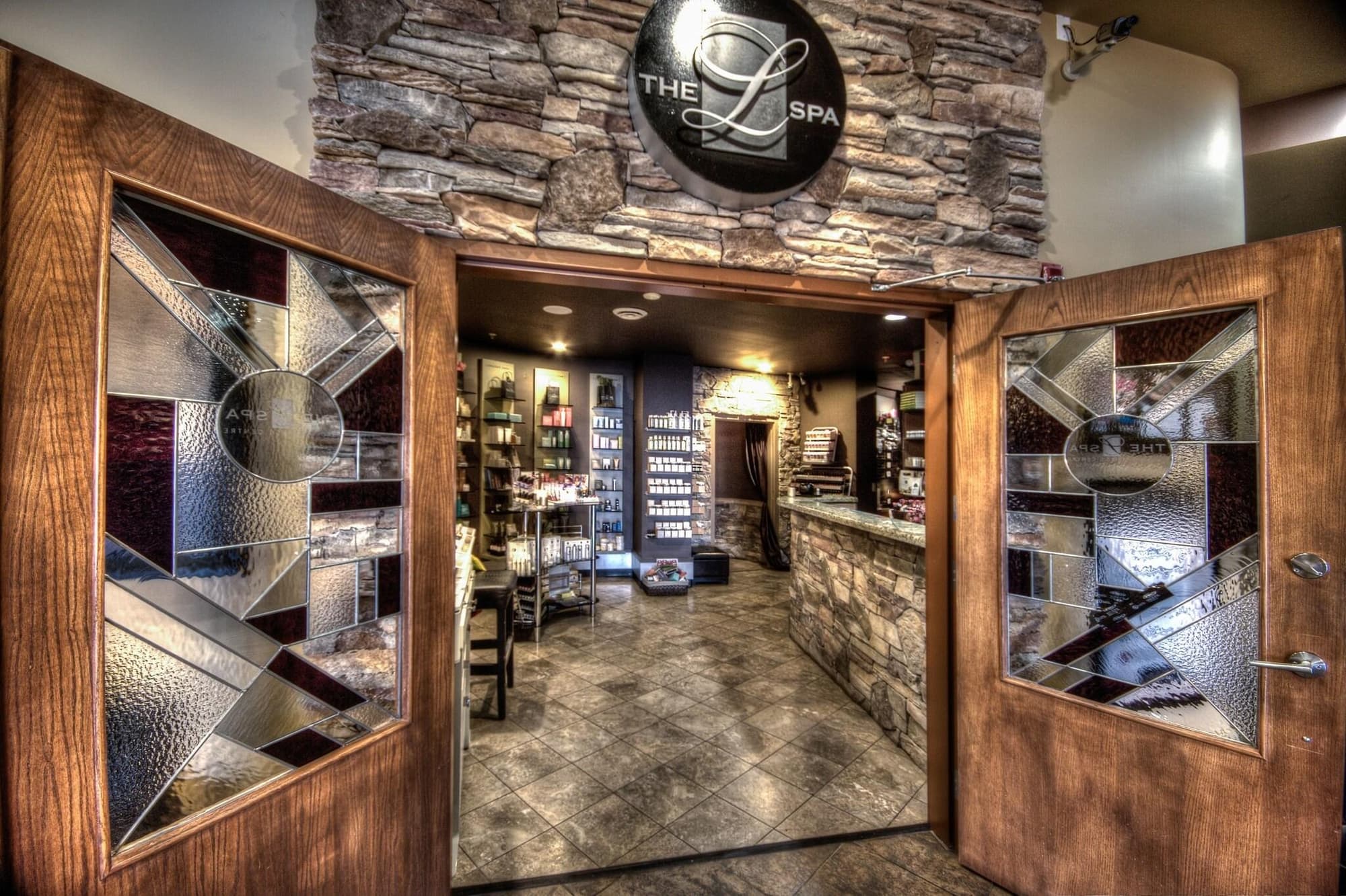 Podollan Inn & Spa Grande Prairie, Sports and Entertainment