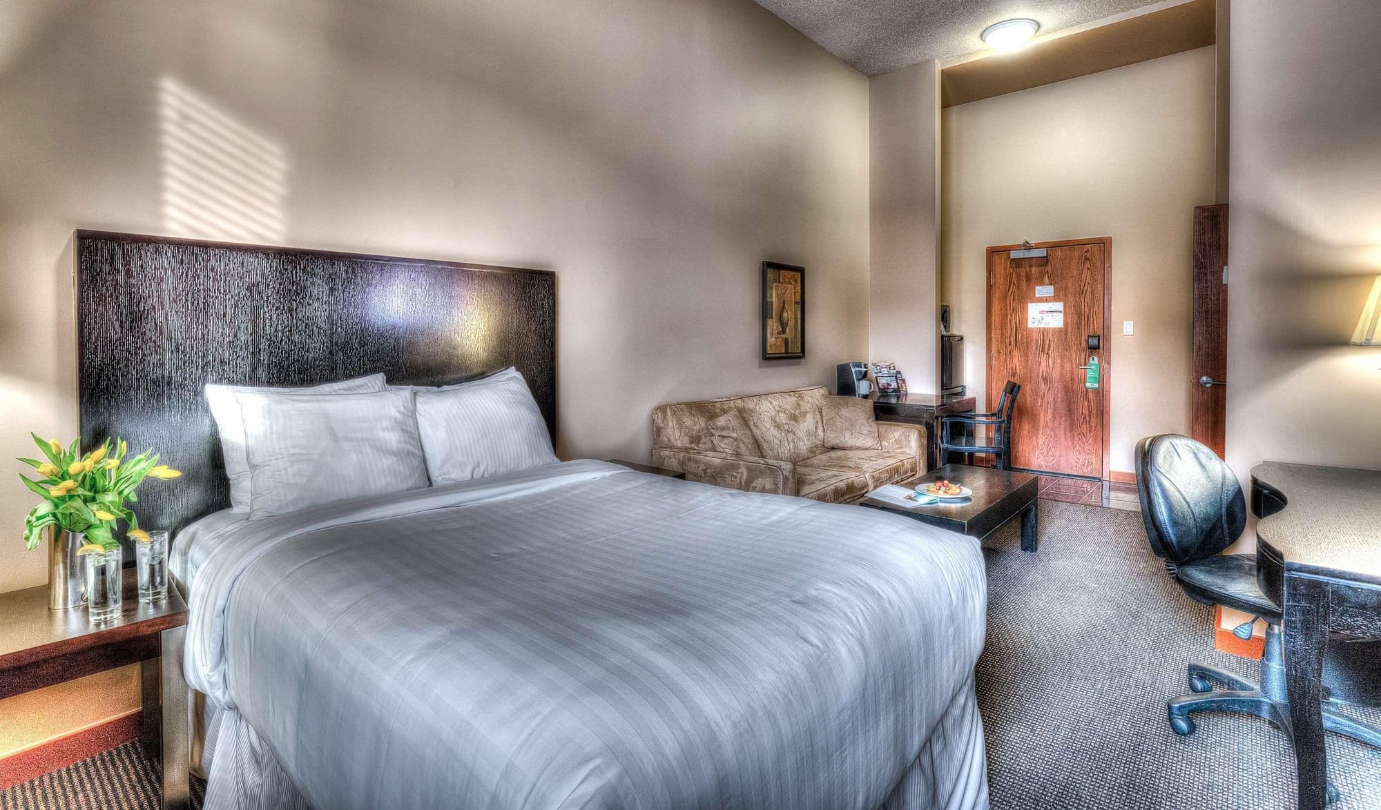 Podollan Inn & Spa Grande Prairie, Room