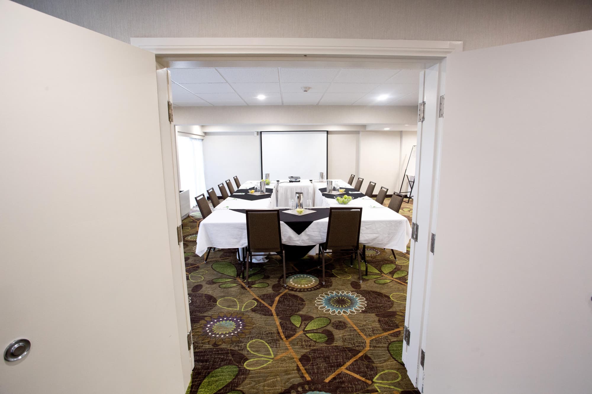 Holiday Inn Peterborough Waterfront, Conferences