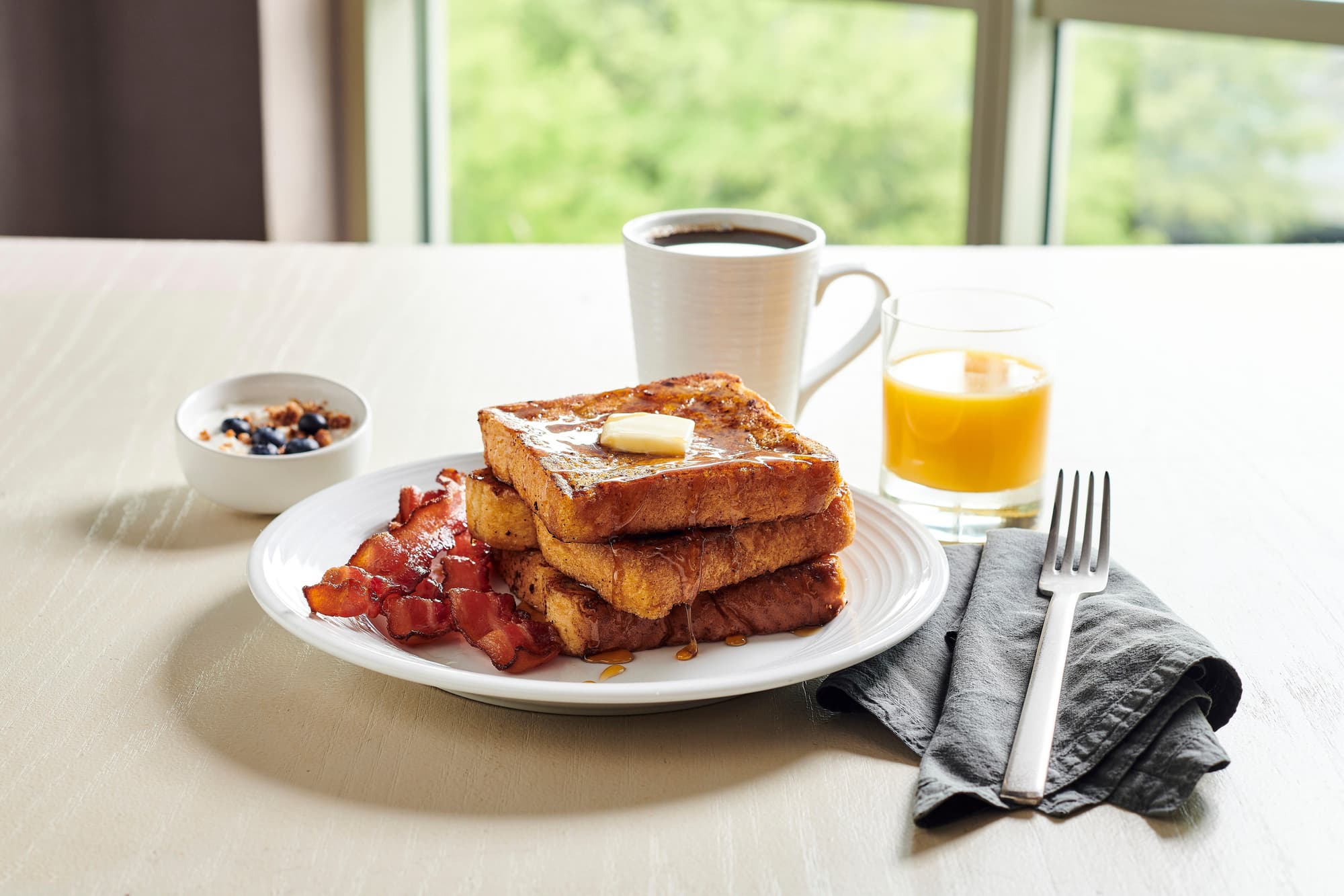 Holiday Inn Peterborough Waterfront, Restaurant