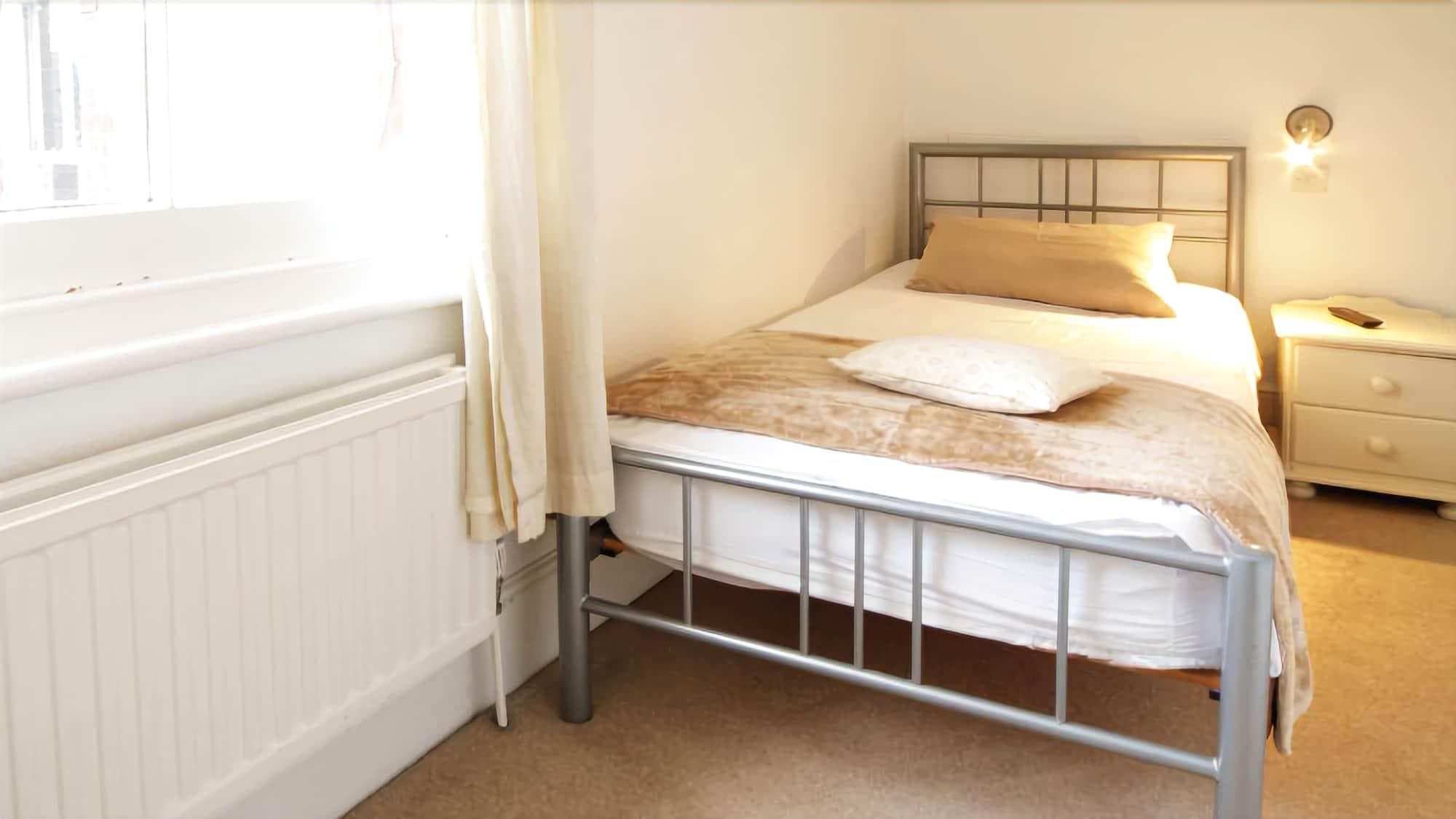 Colebrook Guest House, Room