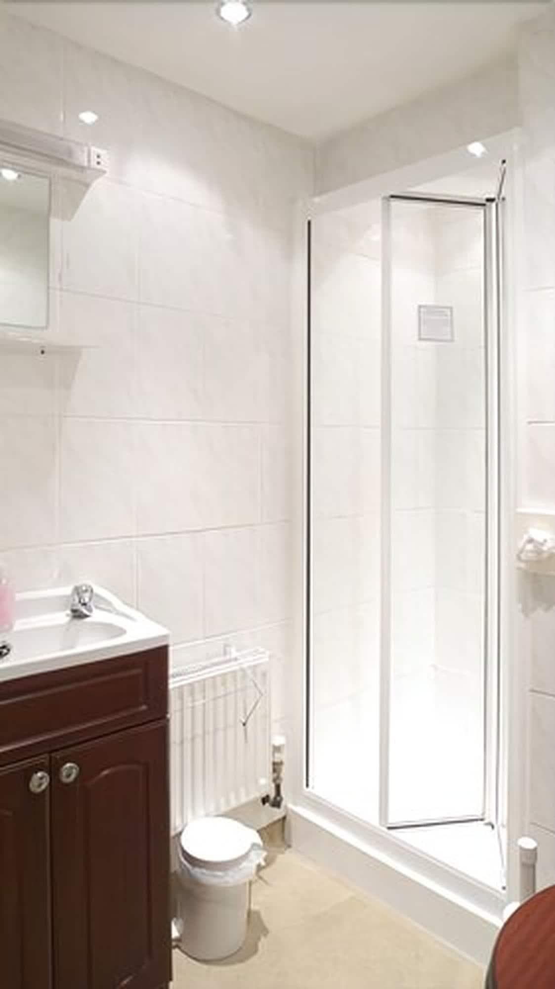 Colebrook Guest House, Room