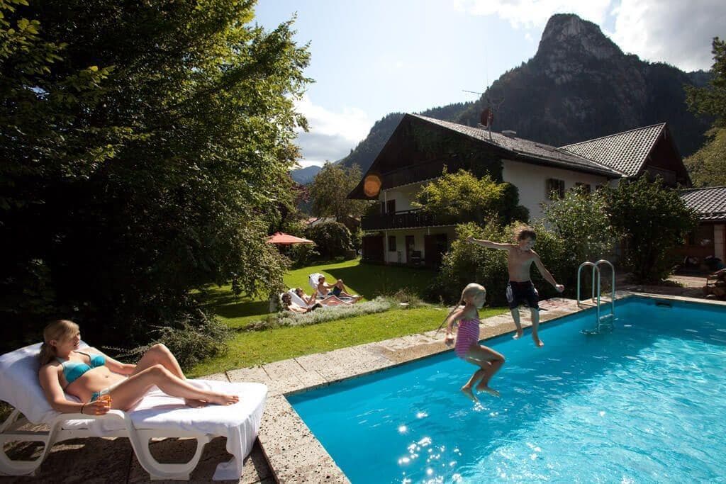 Das Posch Hotel, Sports and Entertainment