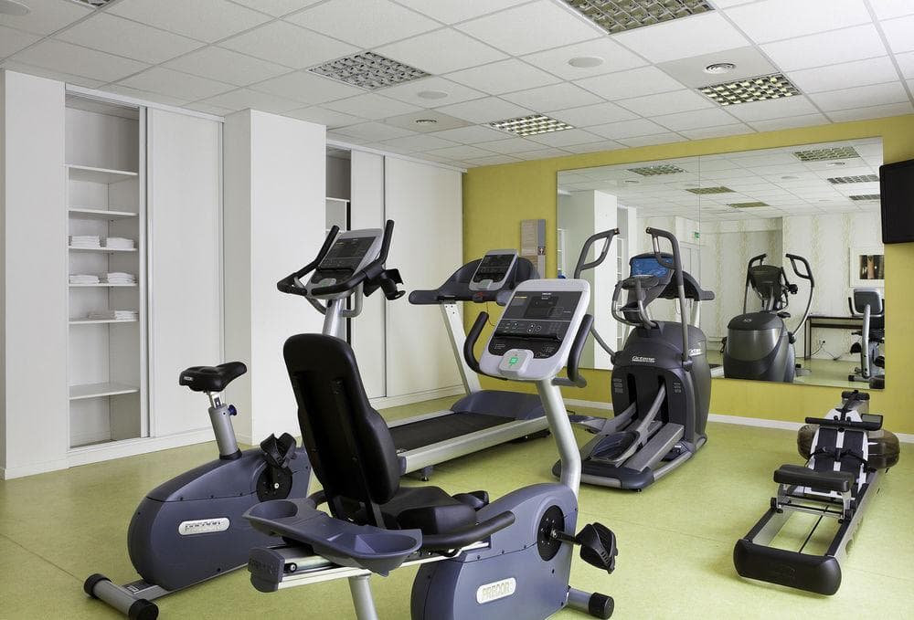 Kosy Grenoble Les Cèdres, Sports and Entertainment