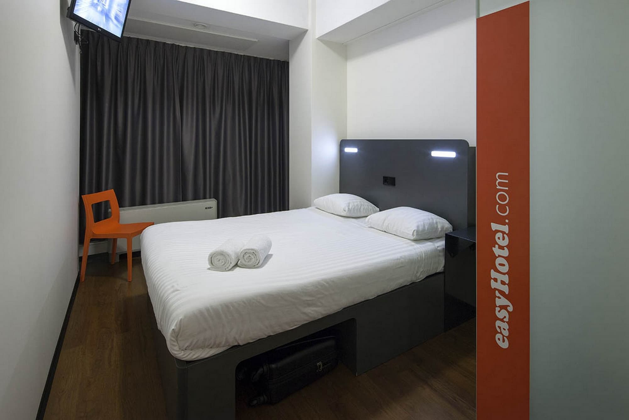 easyHotel Rotterdam City Centre, Room