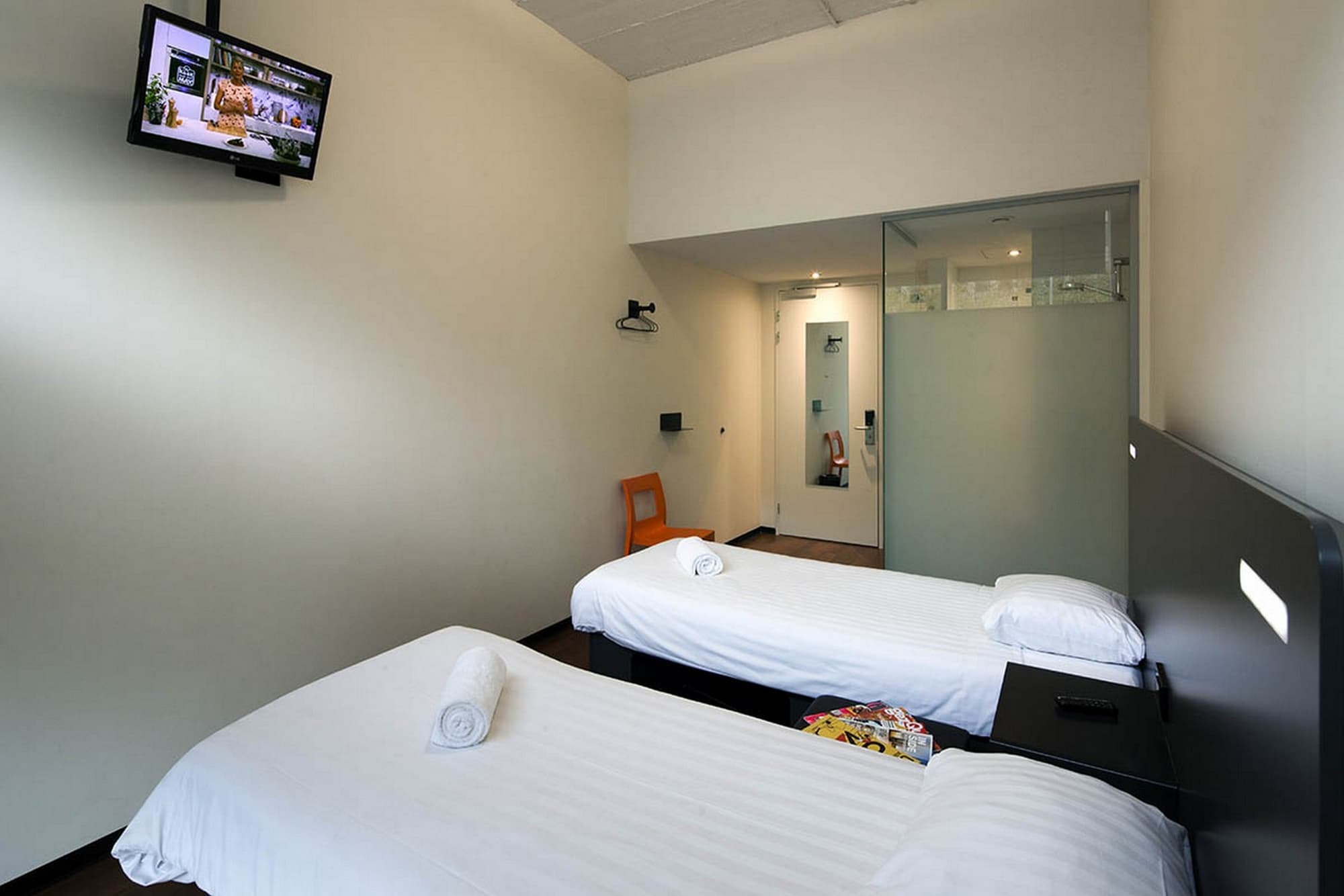 easyHotel Rotterdam City Centre, Room