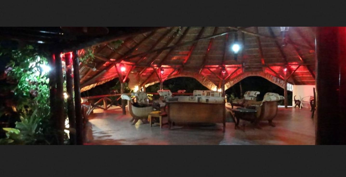 Manyara Wildlife Safari Camp, Bar