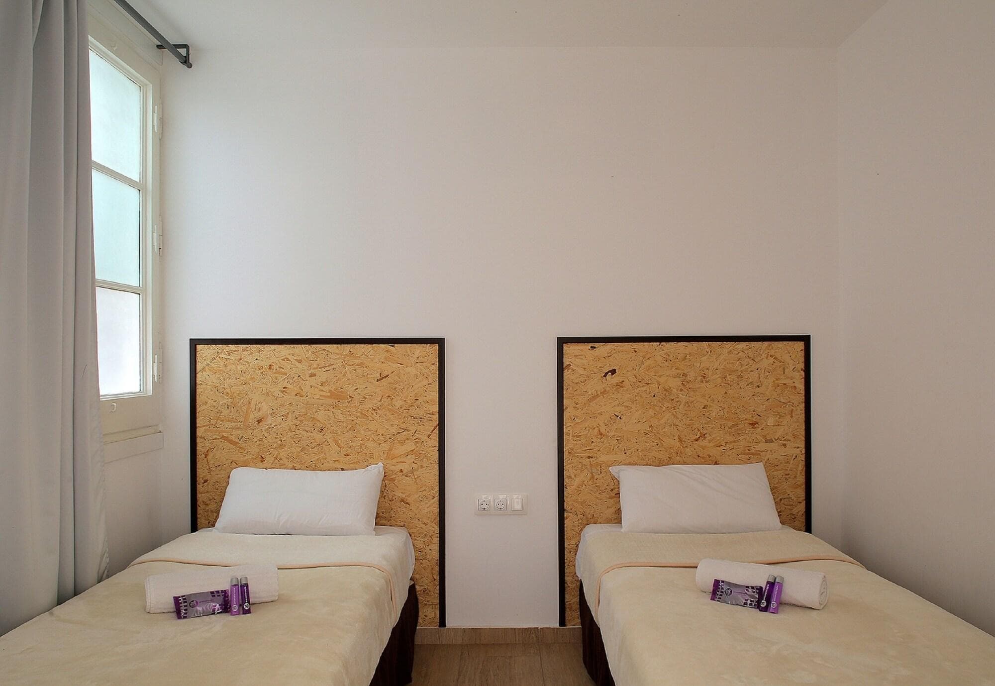 Hostal Balkonia, Room