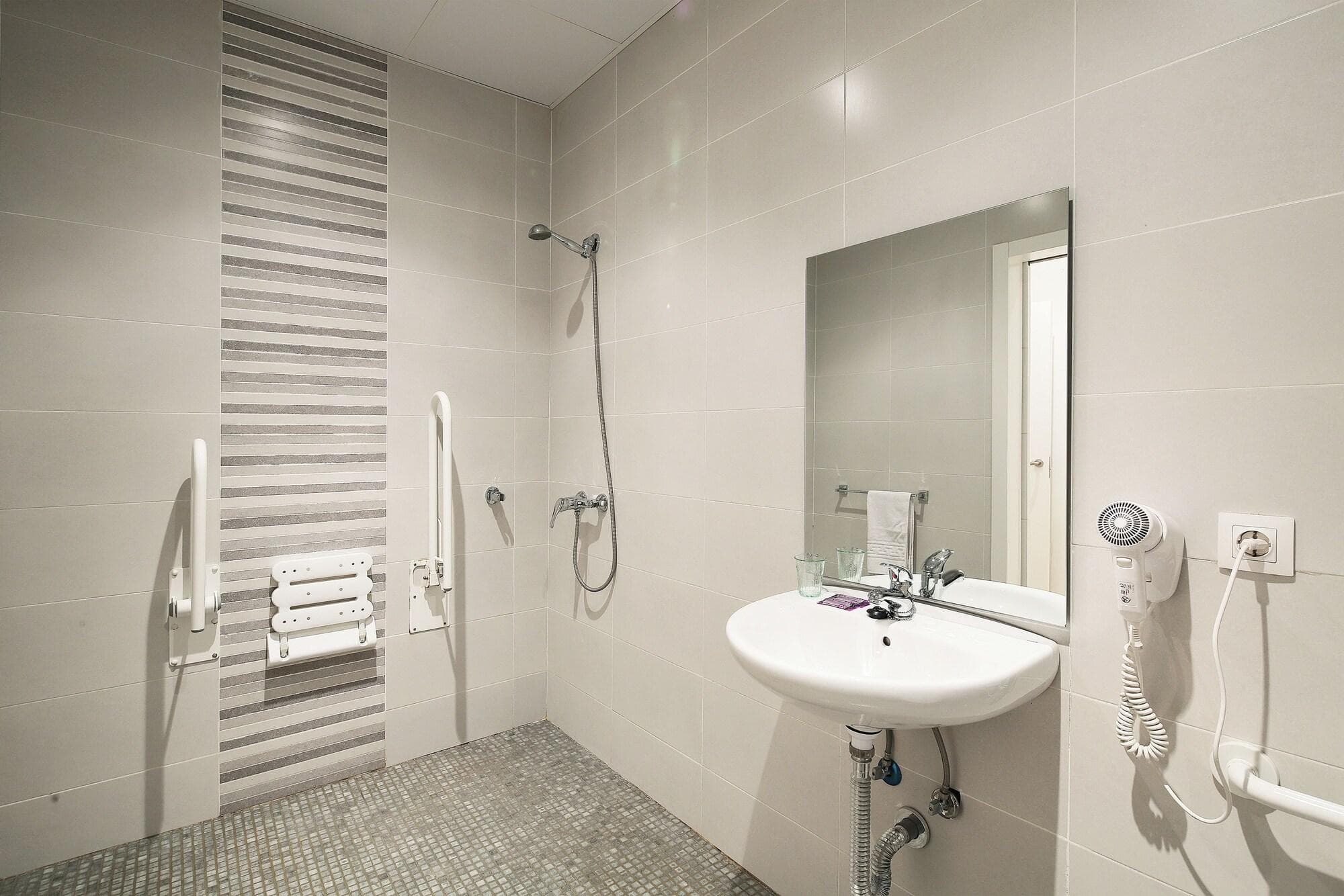 Hostal Balkonia, Room