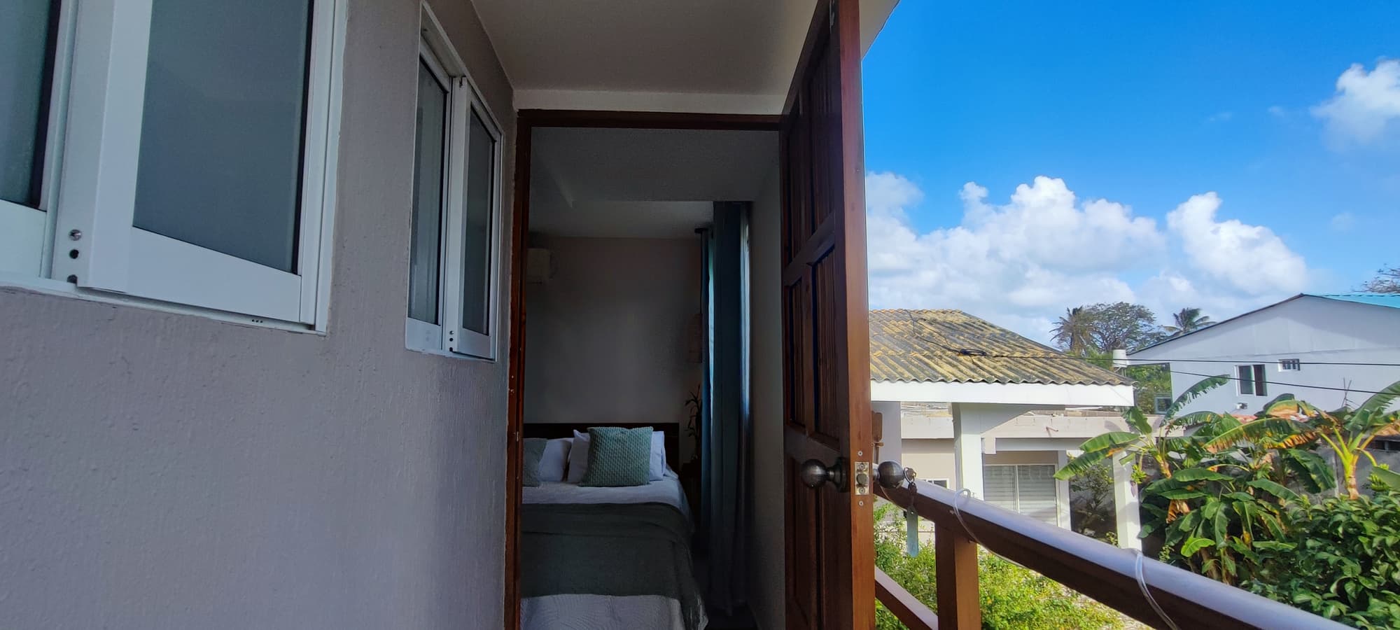 The Retreat Homeaway, General view