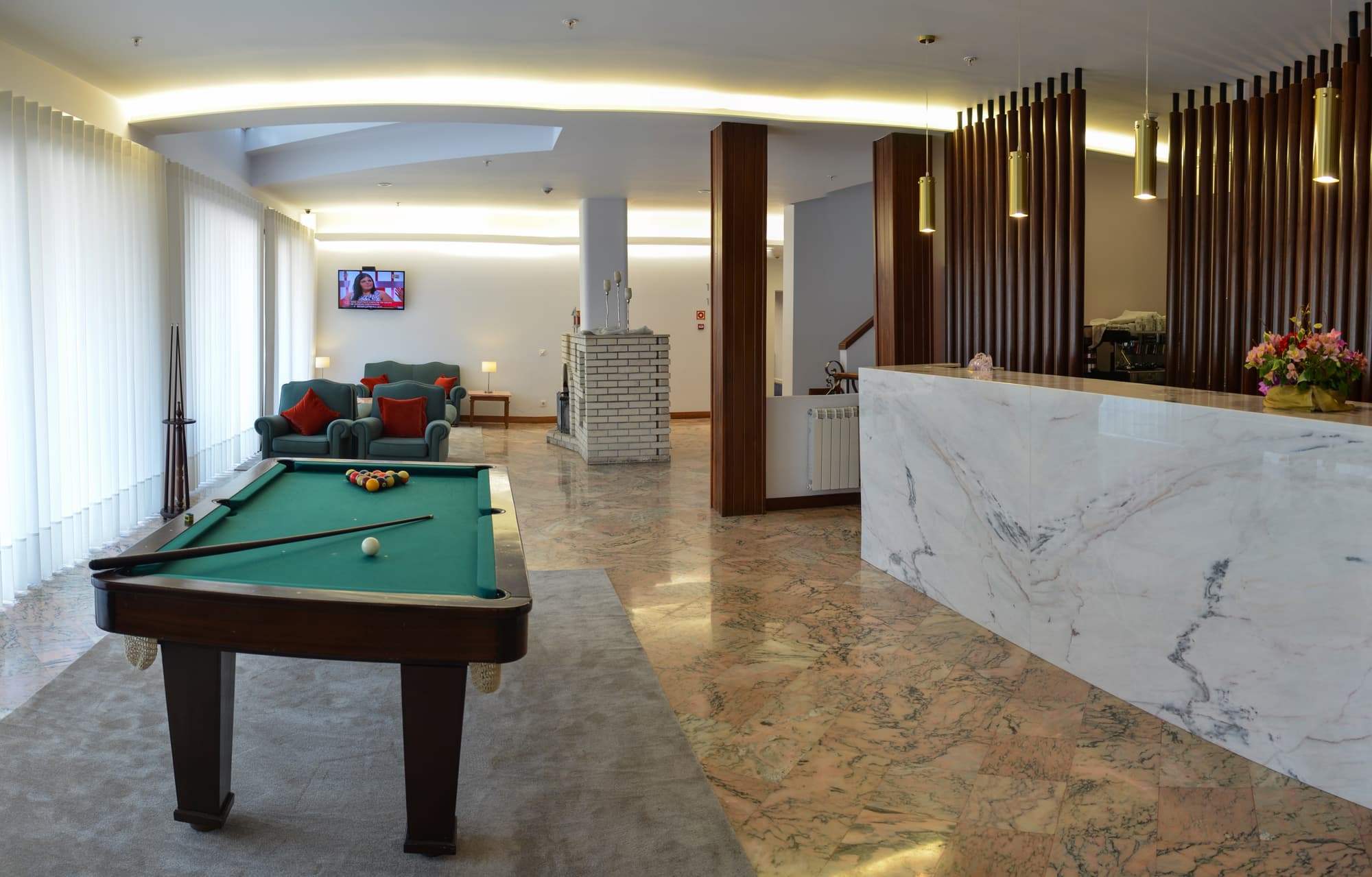 S. Bento Da Porta Aberta, Bar