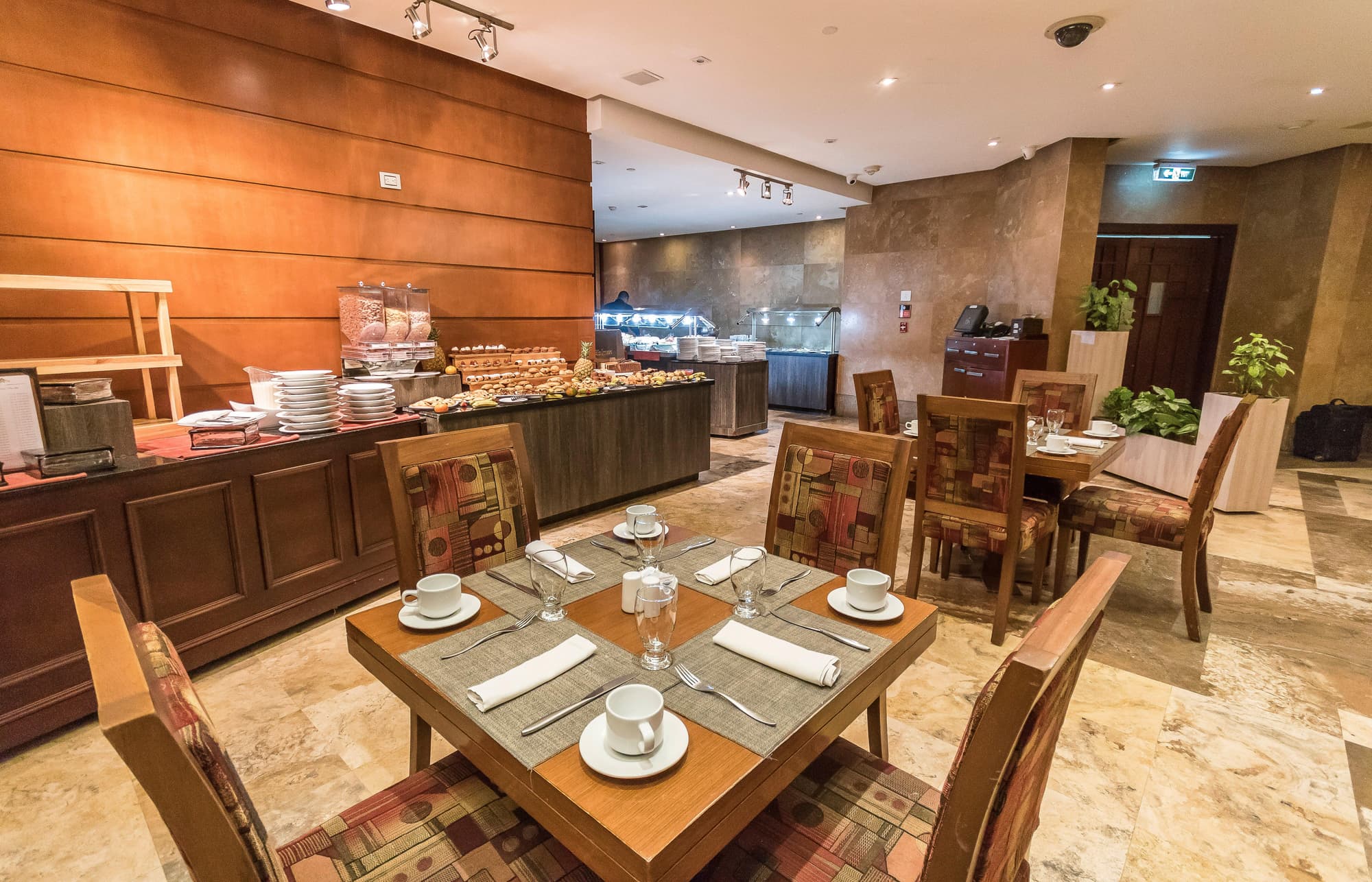 Inter Maracaibo Hotel, Restaurant