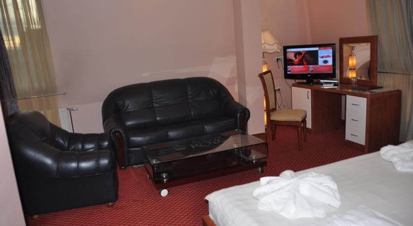 Royal Hotel&Spa Pristina, Room