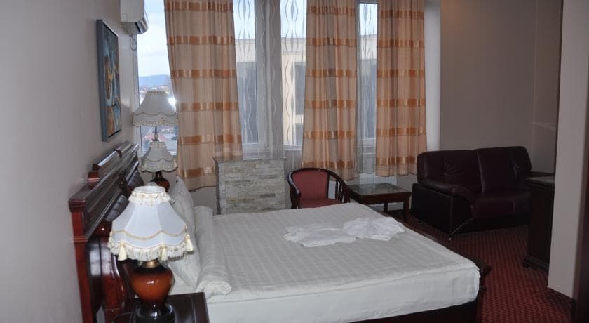 Royal Hotel&Spa Pristina, Room