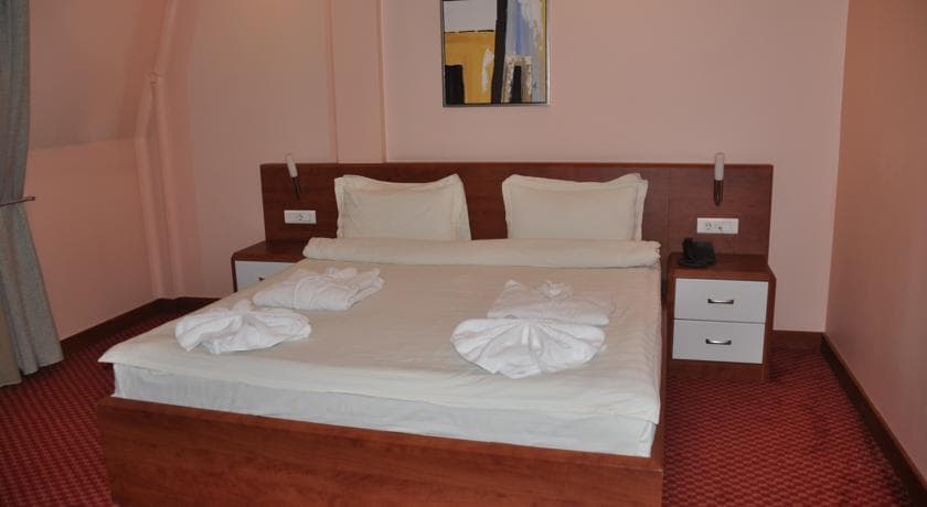 Royal Hotel&Spa Pristina, Room