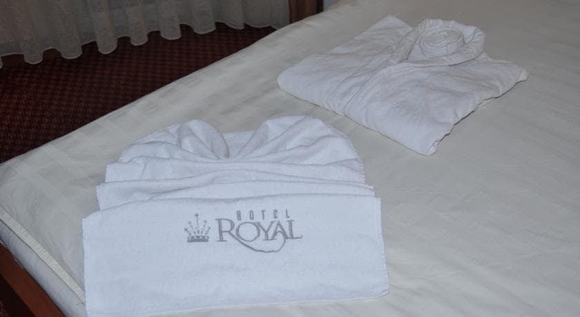 Royal Hotel&Spa Pristina, Room