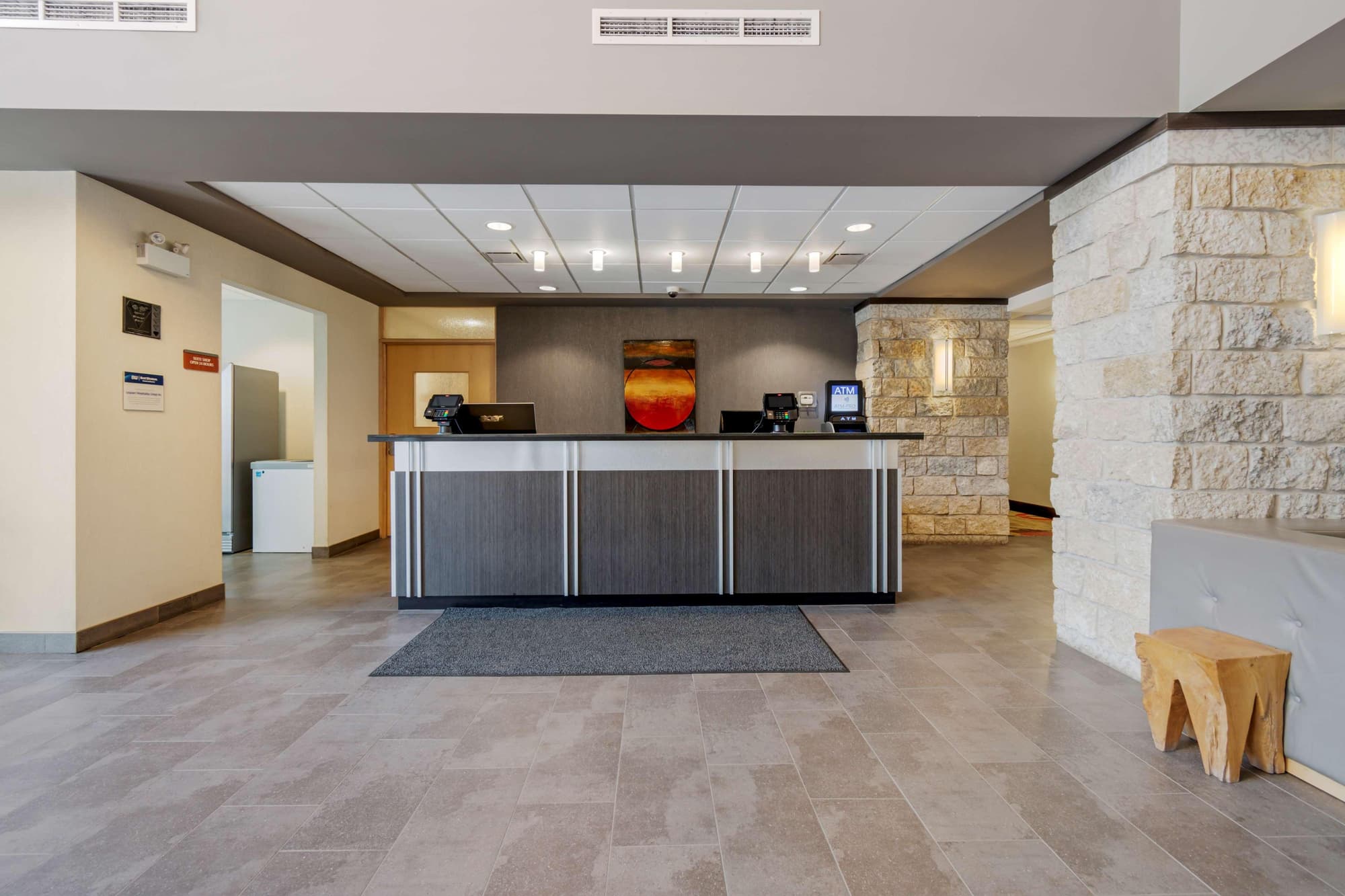 Best Western Plus Eastgate Inn & Suites, Lobby