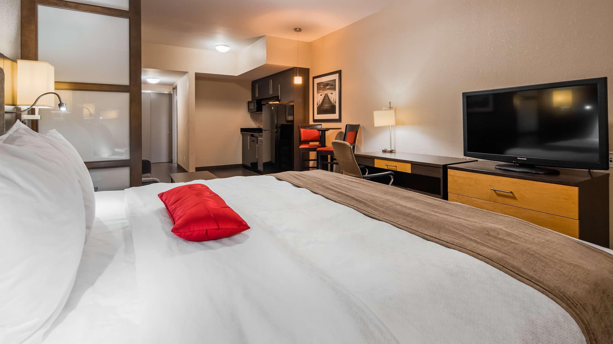 Best Western Plus Eastgate Inn & Suites, Room