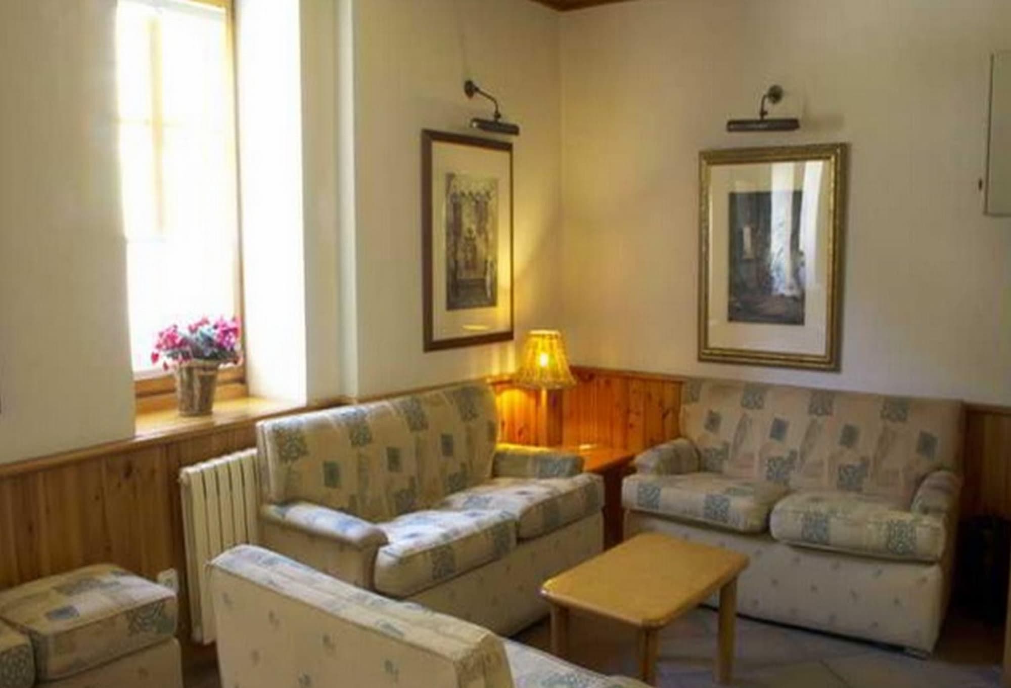 Vall De Nuria Apartamentos, Lobby