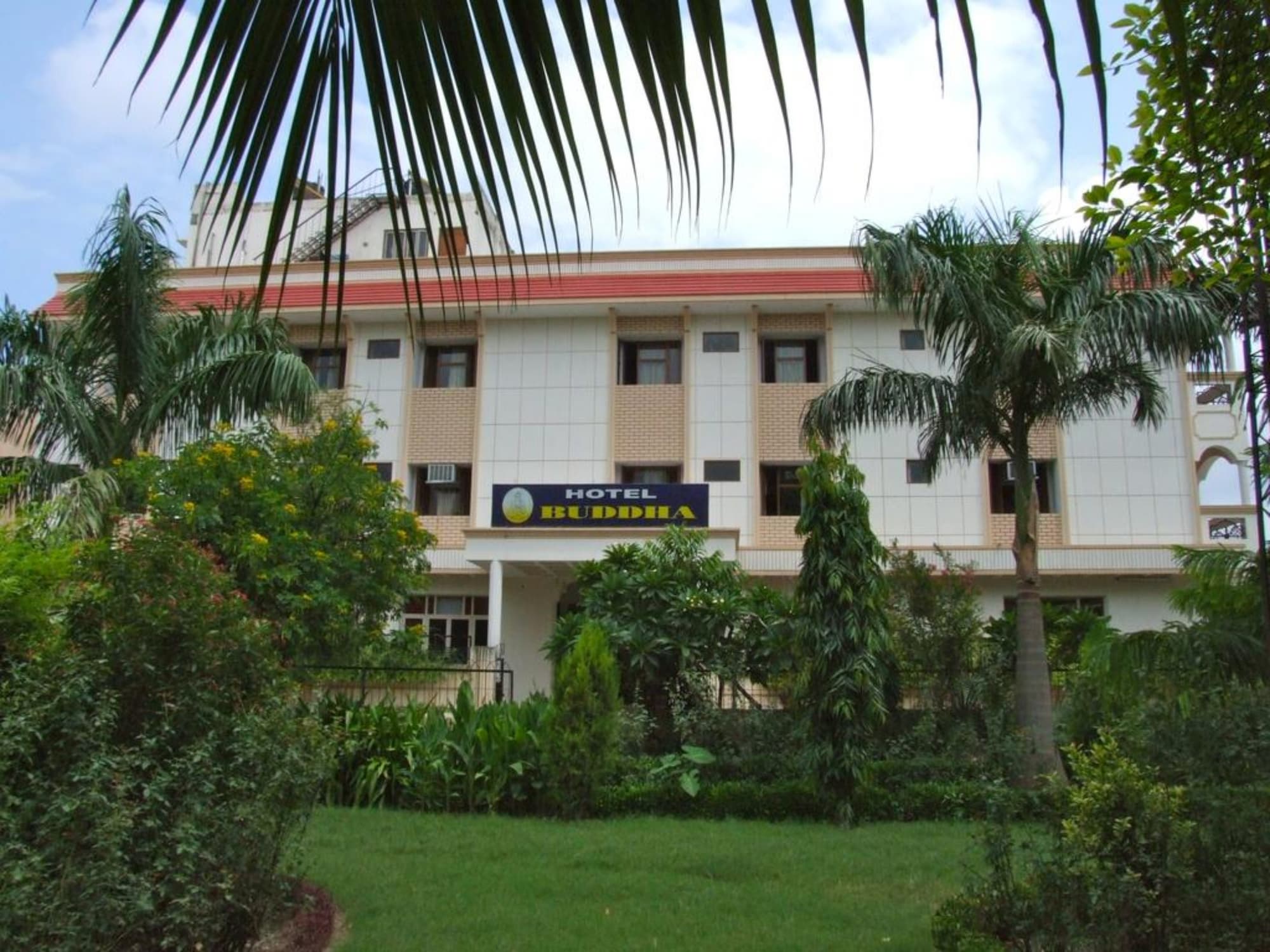 Gautam Hotel, General view