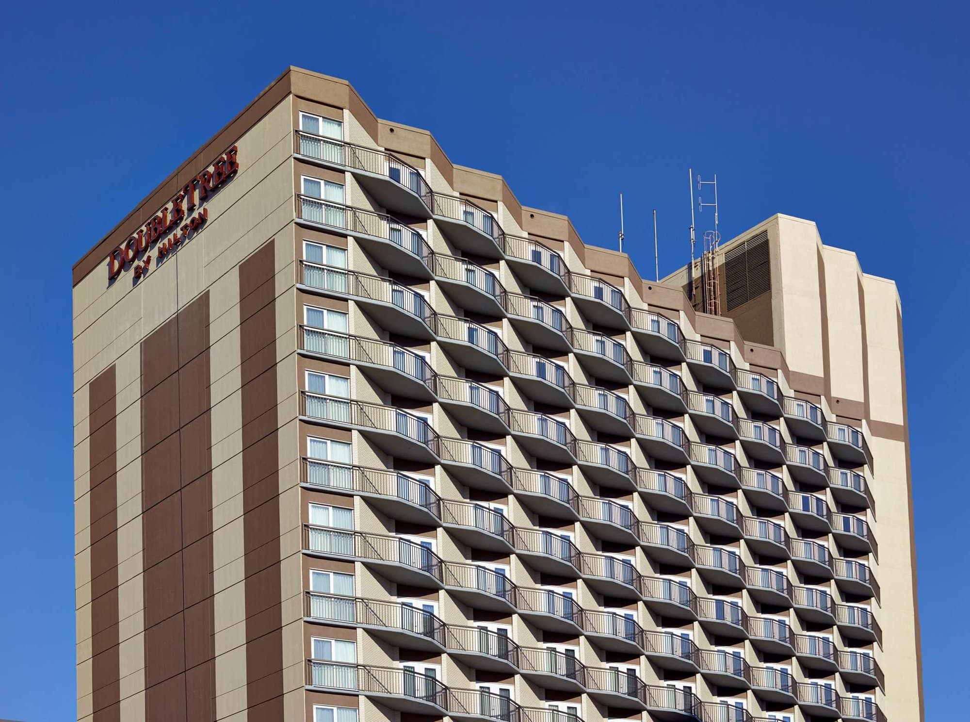 Doubletree By Hilton & Conference Center Regina, General view