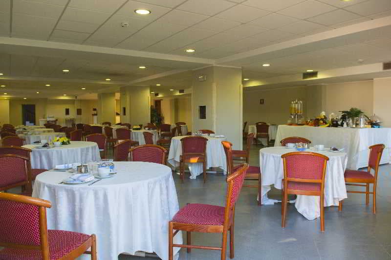 Dei Pini, Restaurant