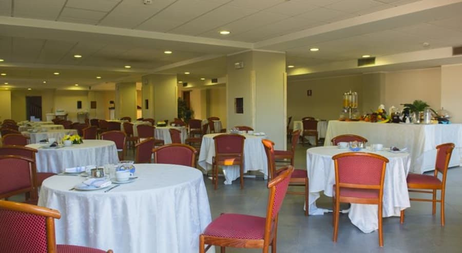 Dei Pini, Restaurant