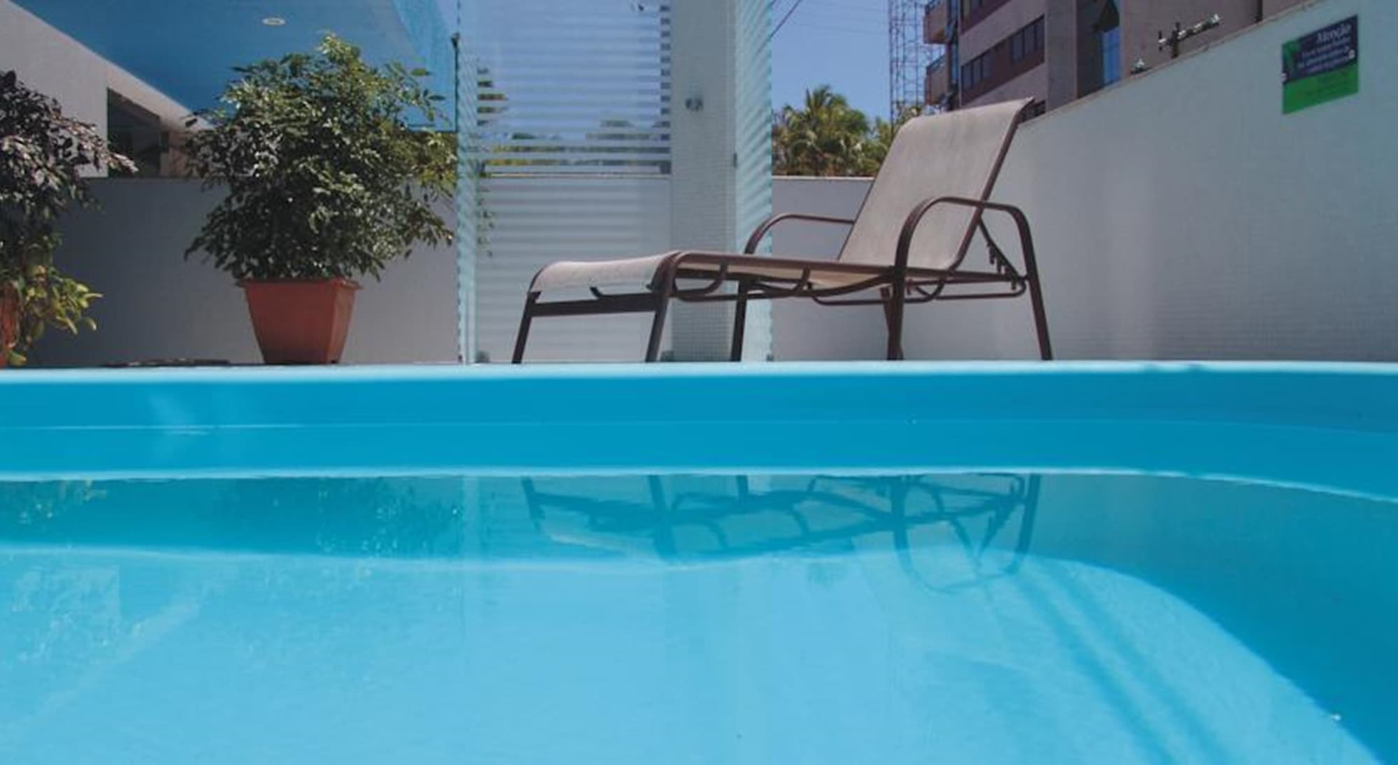 Coqueiros Express, Pool