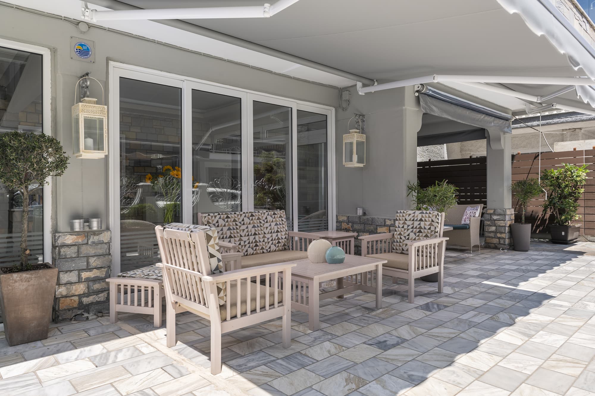 Ouzas  Luxury Hotel, General view