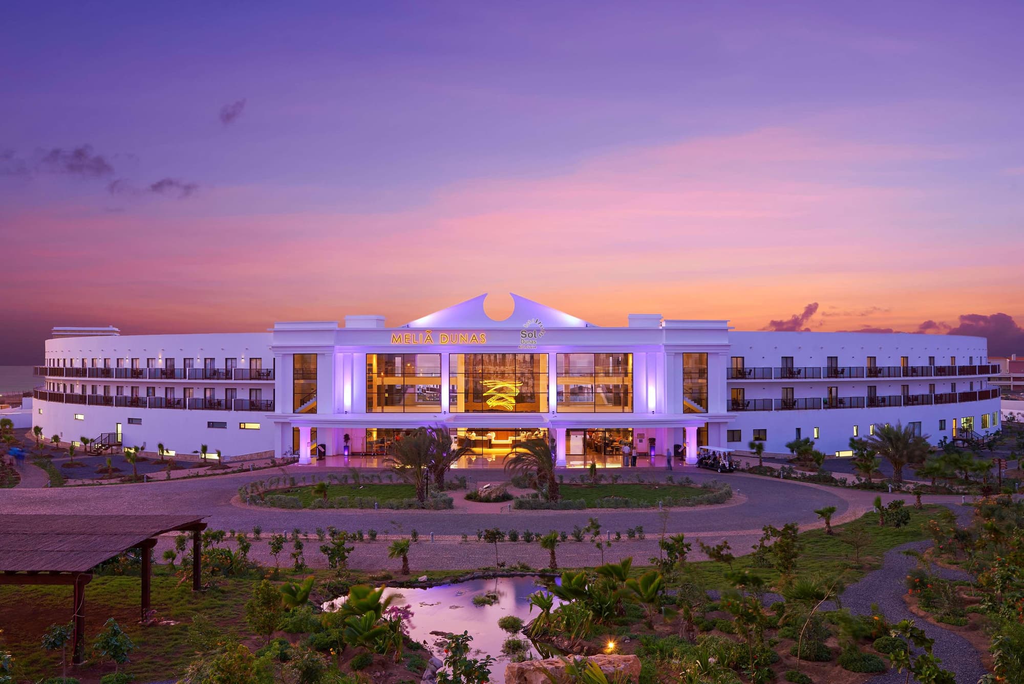 Melia Dunas Beach Resort & Spa, General view