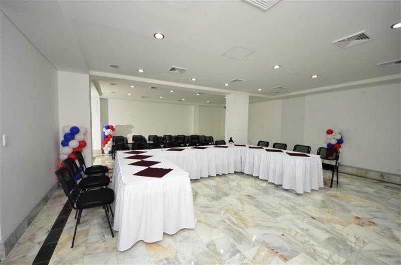 Avenida Buenos Aires, Conferences