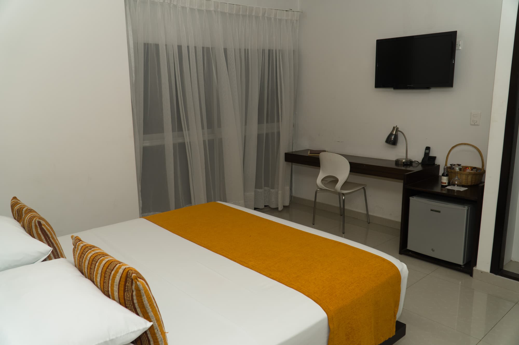 Avenida Buenos Aires, Room