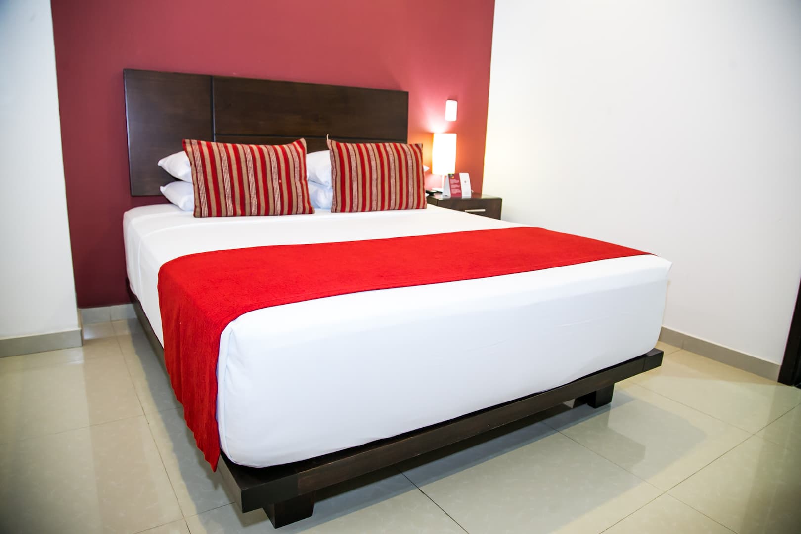 Avenida Buenos Aires, Room