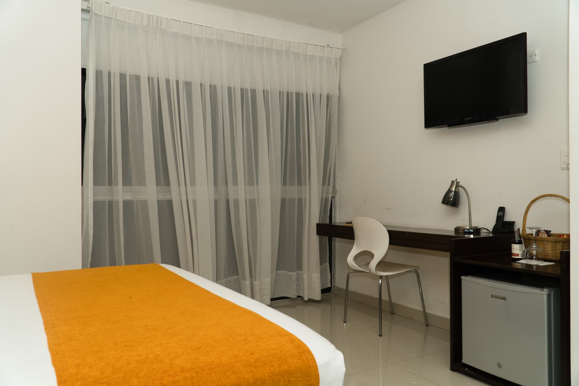 Avenida Buenos Aires, Room