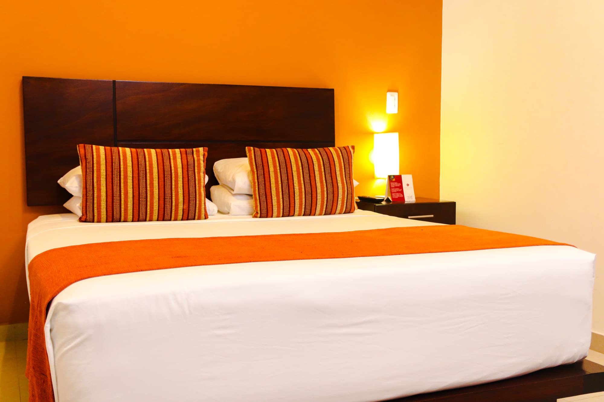 Avenida Buenos Aires, Room