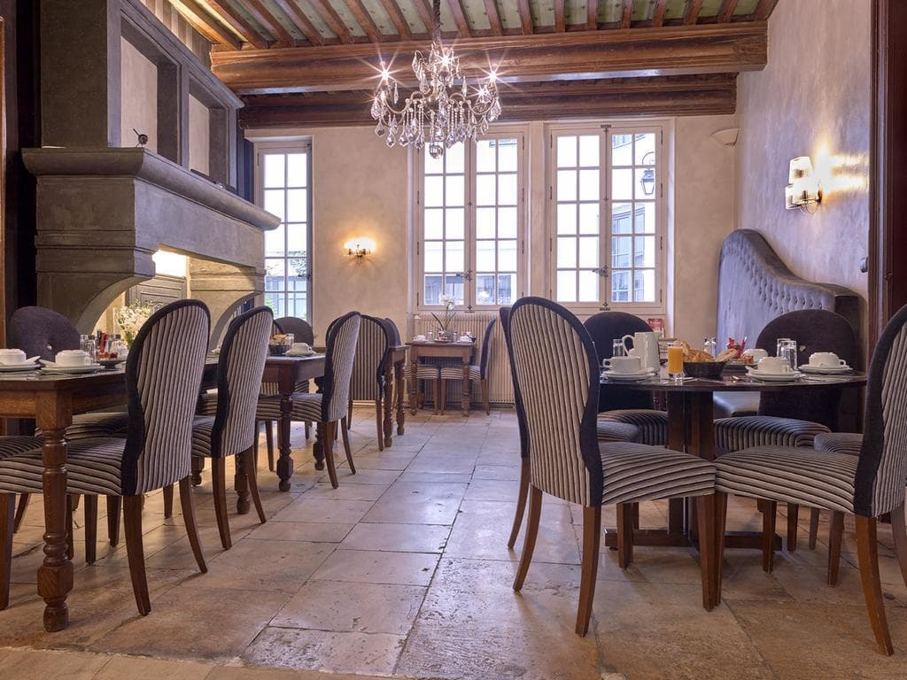 Hotel De Guise, Restaurant