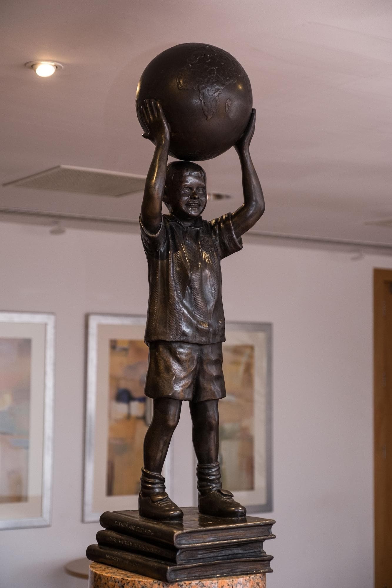 The Park Hotel, Lobby