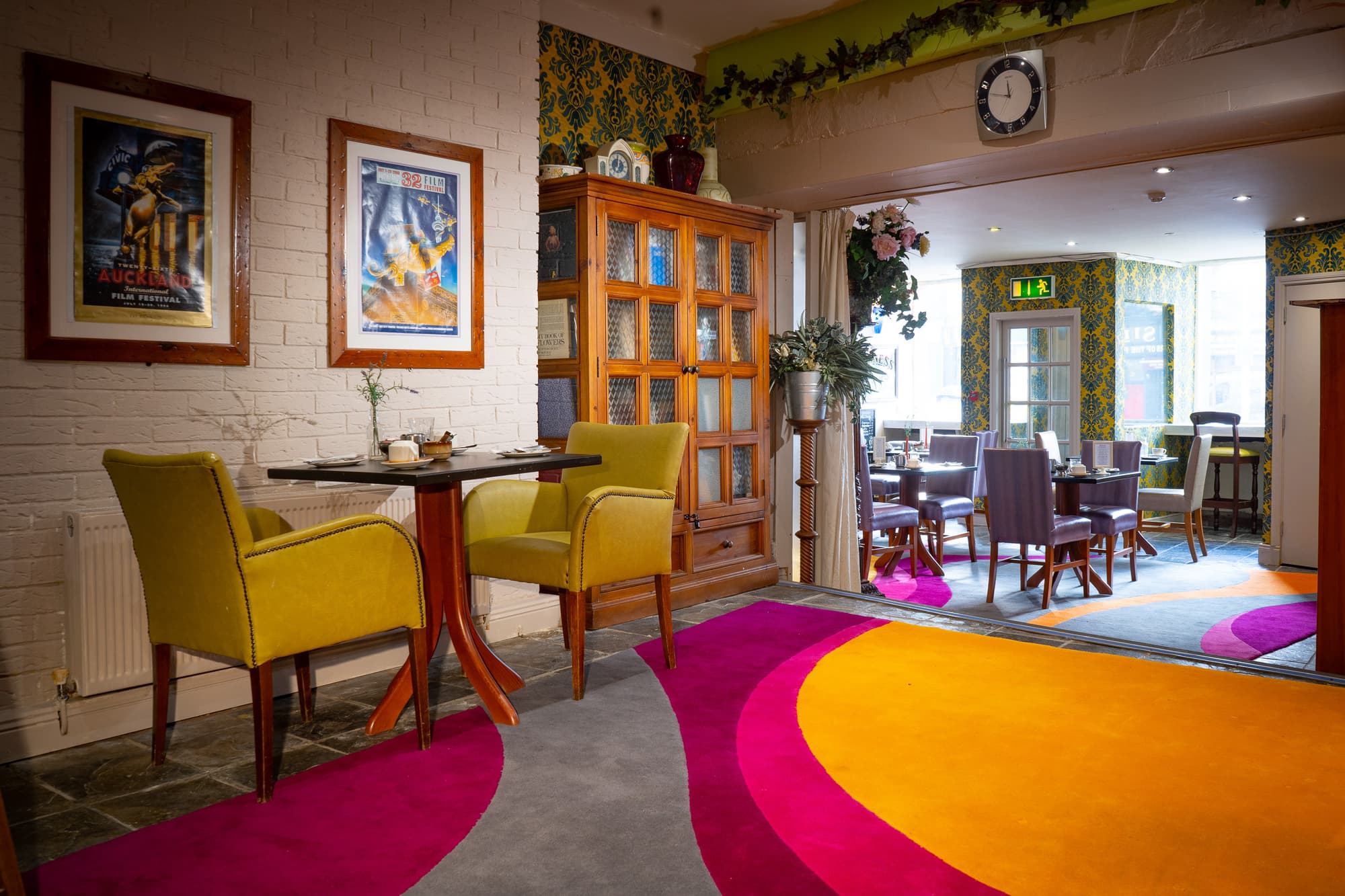 Ashley Hotel, Restaurant