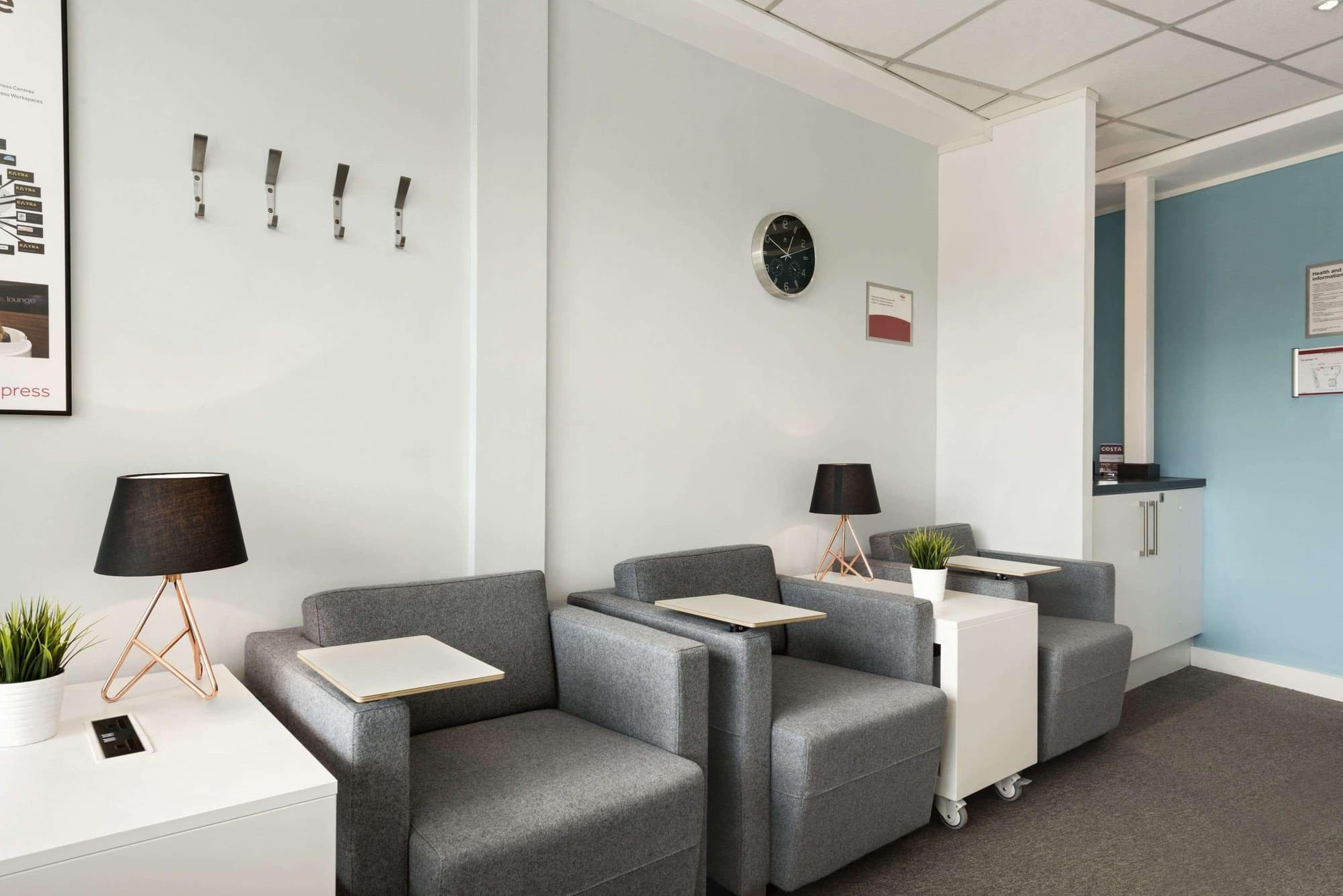 Days Inn by Wyndham Cannock Norton Canes M6 Toll, Conferences