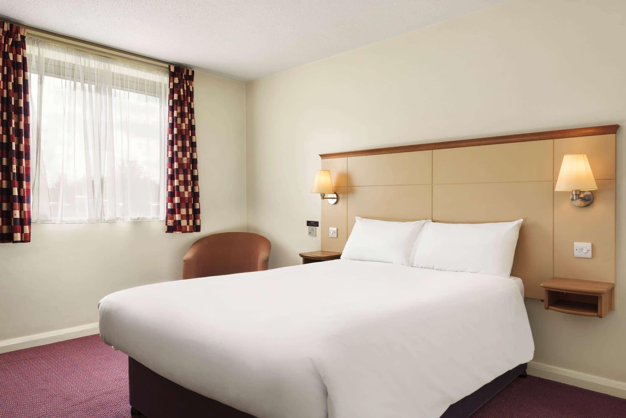 Days Inn by Wyndham Cannock Norton Canes M6 Toll, Room
