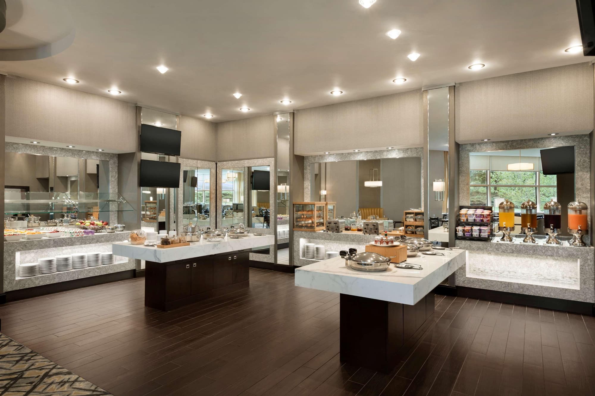 Park Hotel At Meadowlands, Restaurant