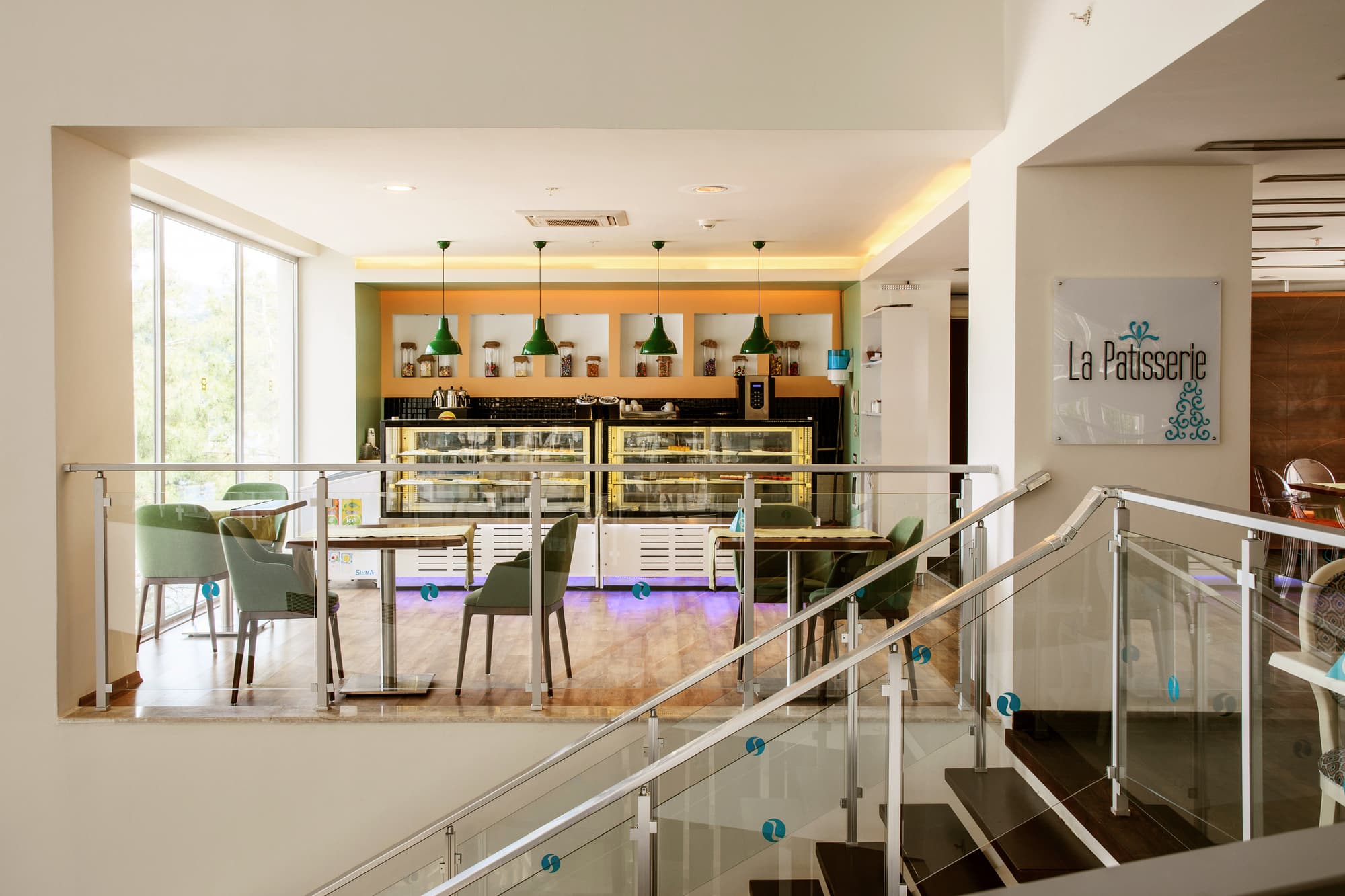 Orka Lotus Beach Hotel, Bar