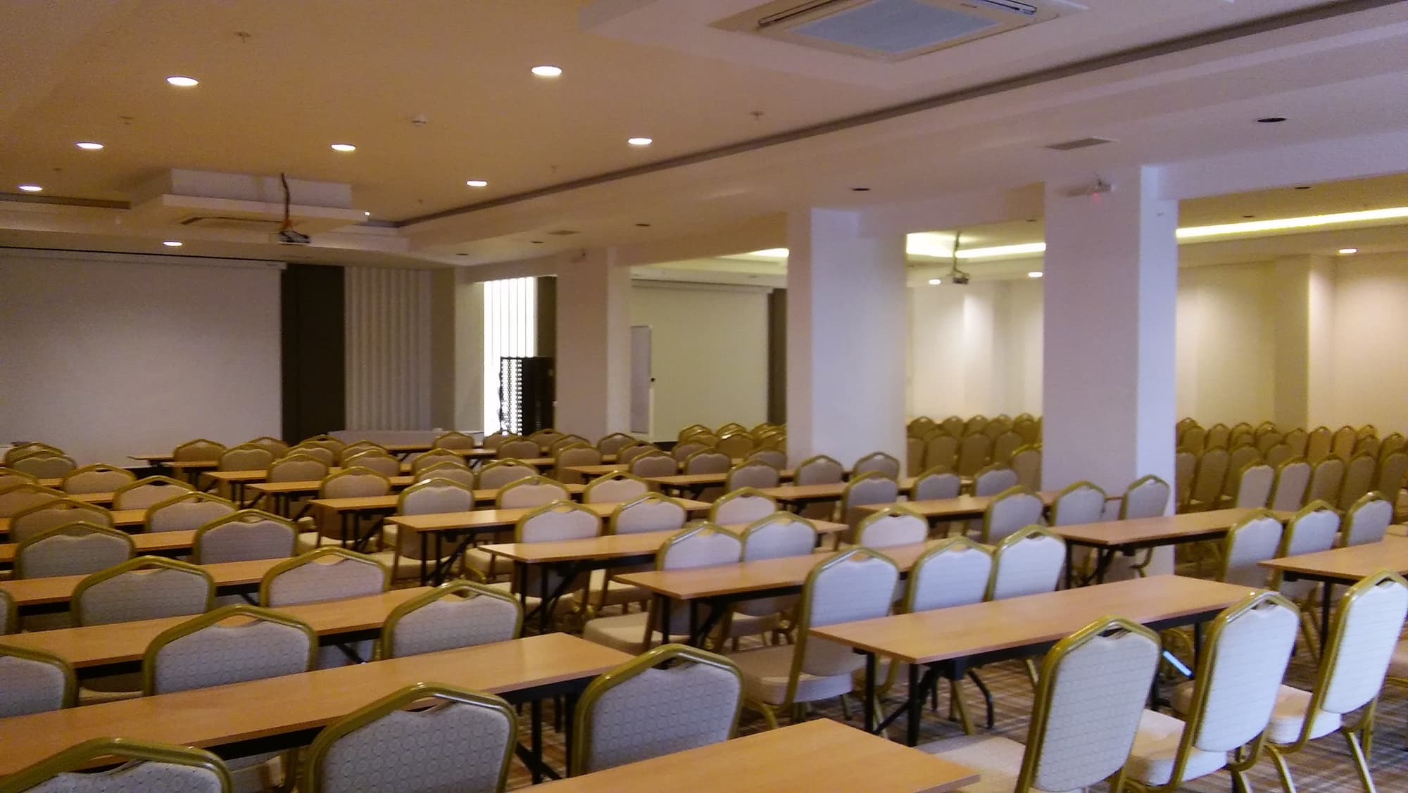 Orka Lotus Beach Hotel, Conferences