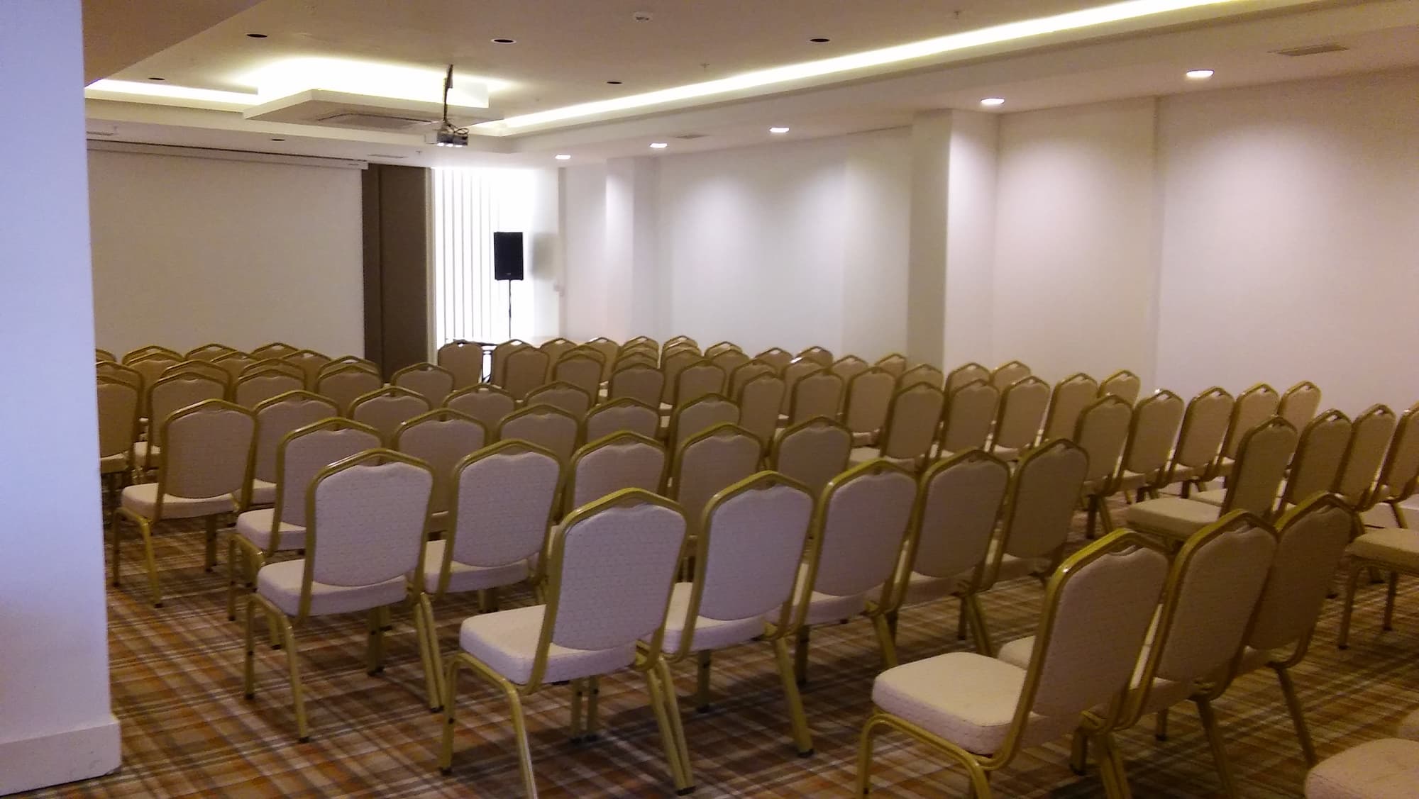 Orka Lotus Beach Hotel, Conferences