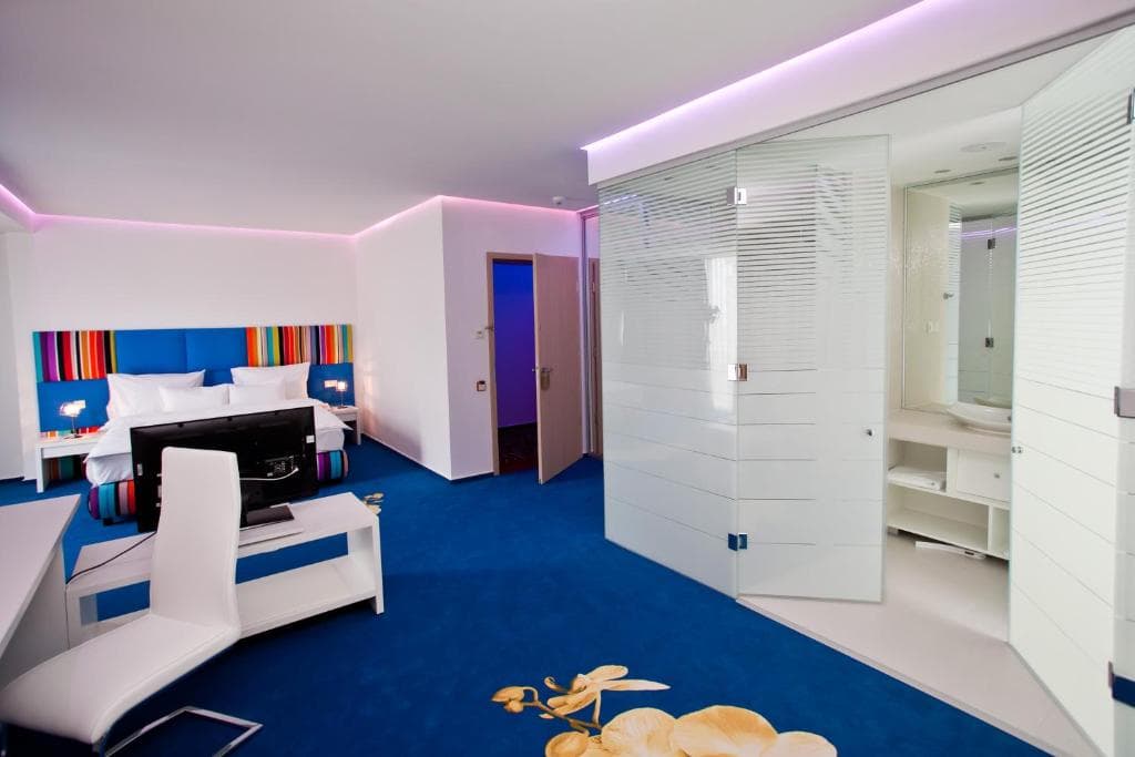 Marshal Garden Hotel, Room