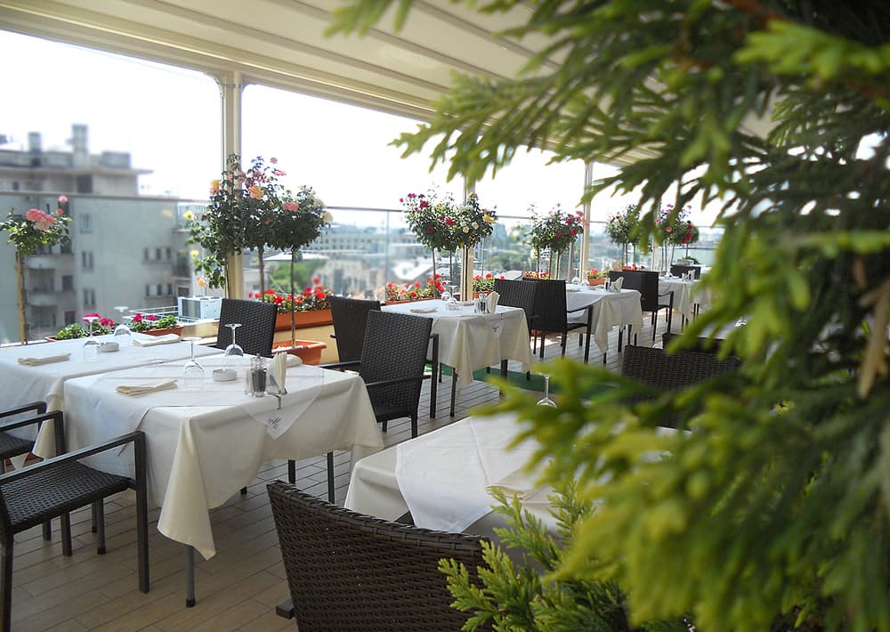 Marshal Garden Hotel, Terrace